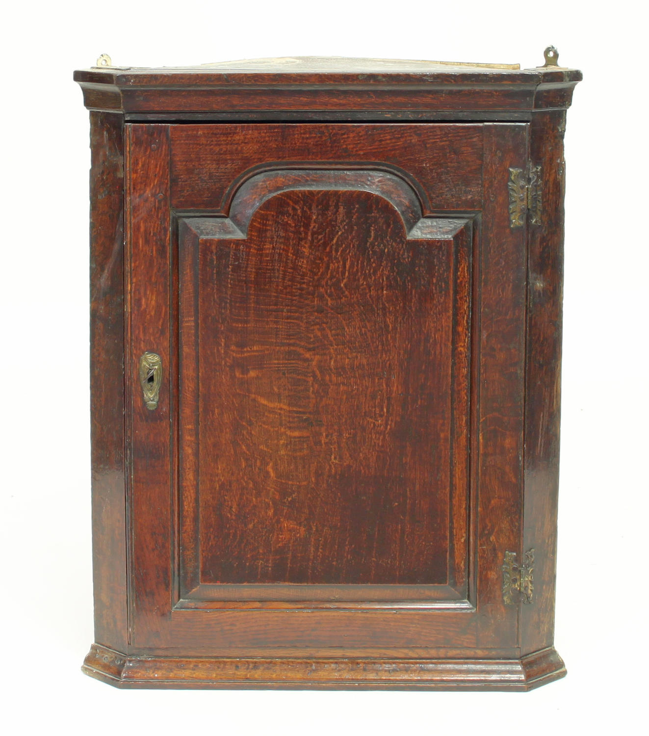 18th century Georgian oak corner cupboard