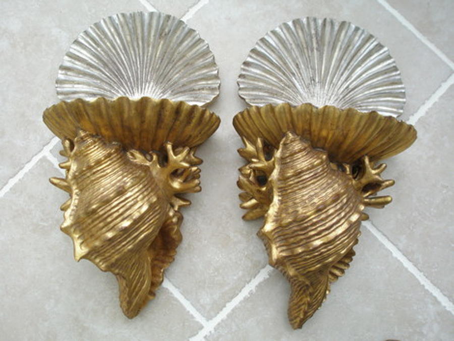 Pair of decorative shell brackets
