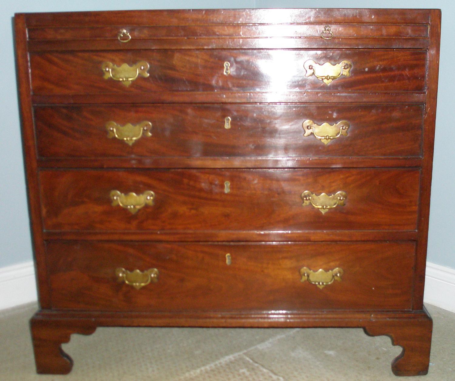 George III small mahogany chest