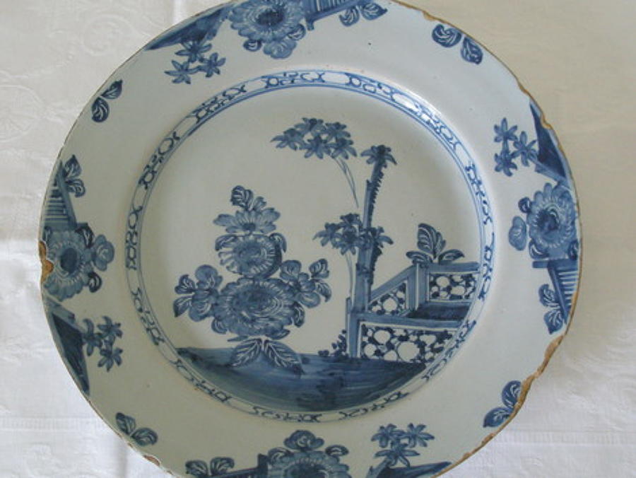 English 18th Delft charger