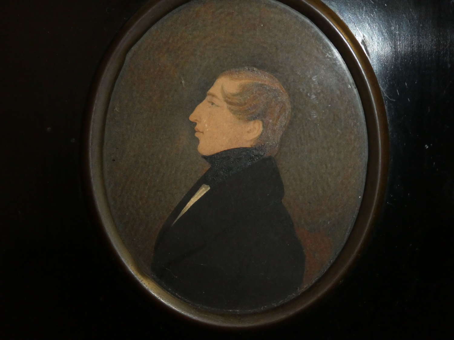 Portrait miniature of a Regency gentleman