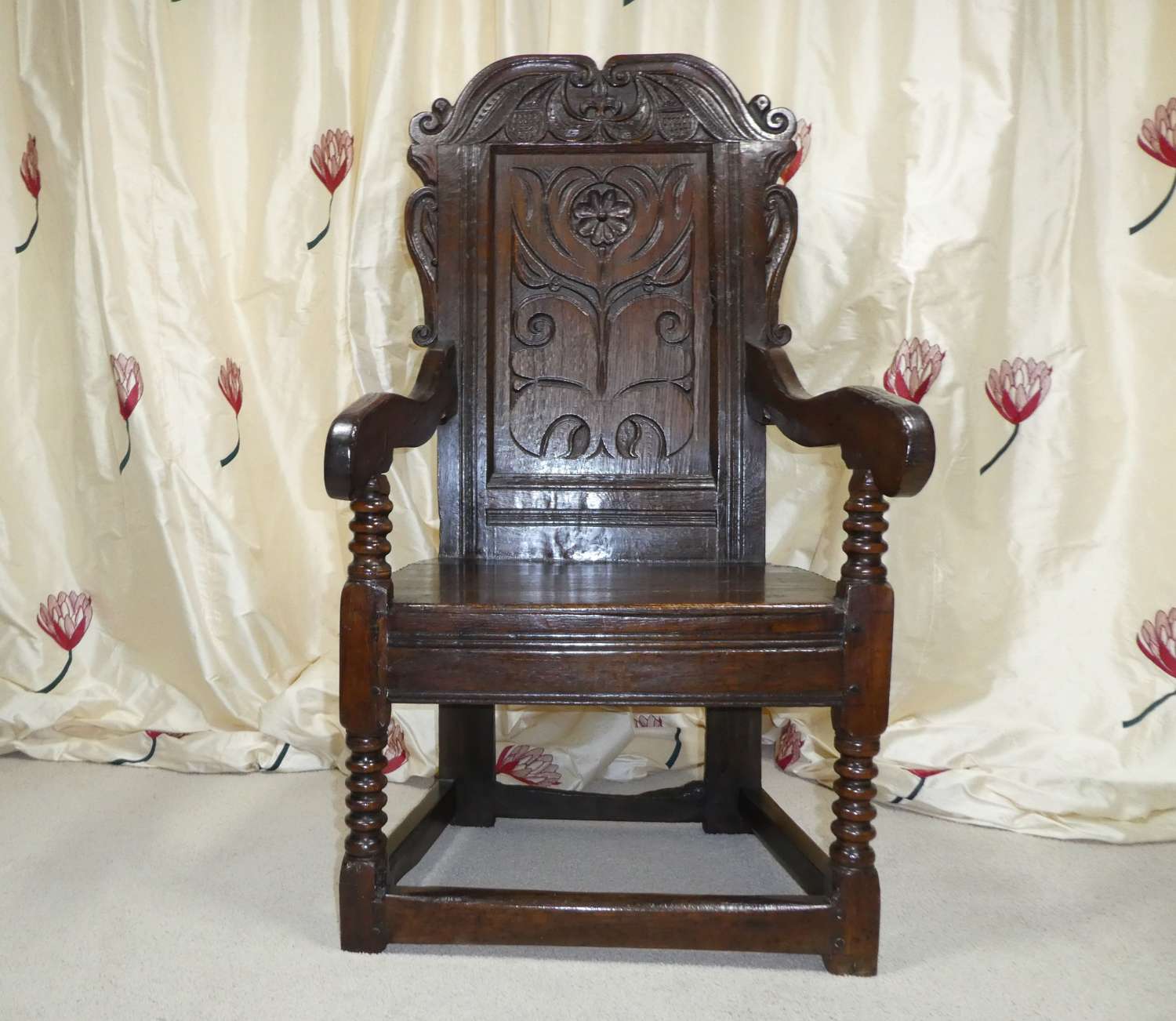 17th Century oak Yorkshire wainscot chair