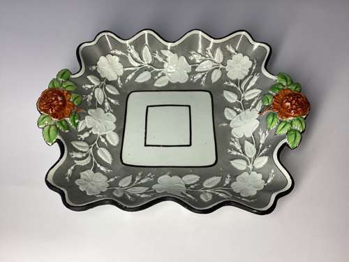 Early 19th Century pearlware dessert dish
