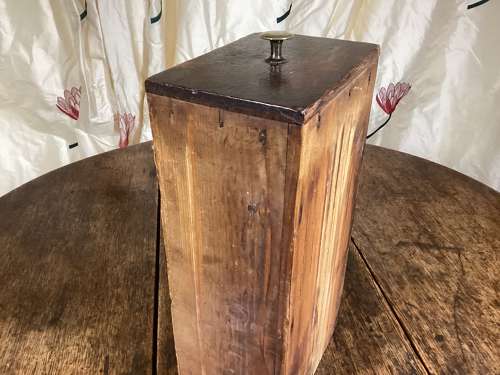 GEORGE I SMALL OAK GATELEG TABLE