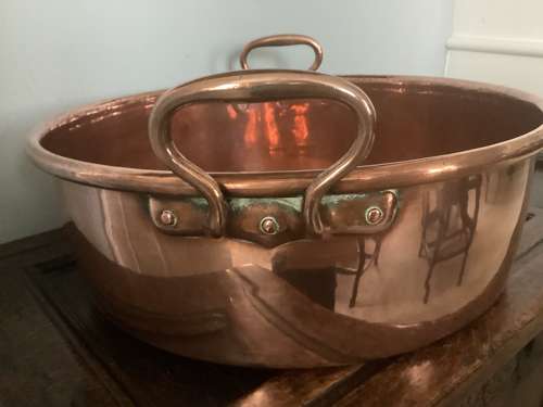 SUBSTANTIAL COPPER DAIRY/PRESERVE PAN