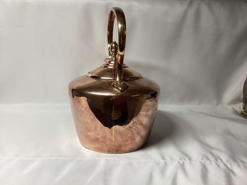 19th  CENTURY SEAMED COPPER KETTLE