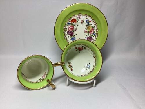 19TH CENTURY COALPORT TRIO