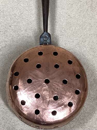 RARE COPPER SAUCEPAN SHAPED PLAGUE PAN