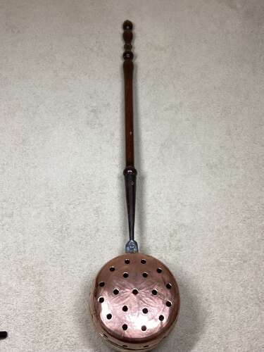 RARE COPPER SAUCEPAN SHAPED PLAGUE PAN