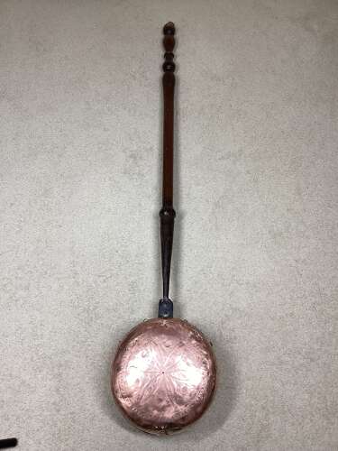 RARE COPPER SAUCEPAN SHAPED PLAGUE PAN