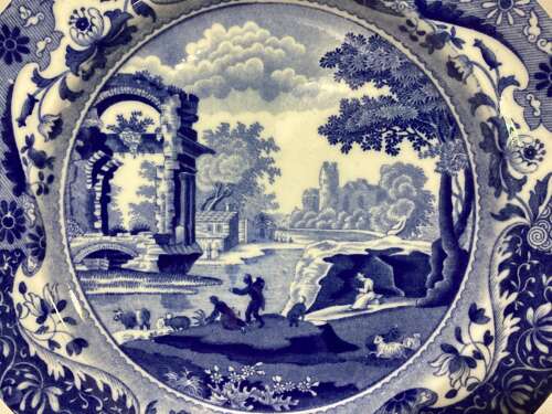 GEORGIAN SPODE ITALIAN PATTERN PLATE