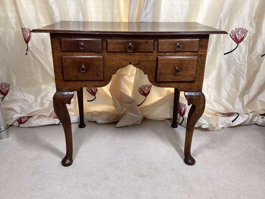 GEORGIAN PROVINCIAL OAK LOWBOY