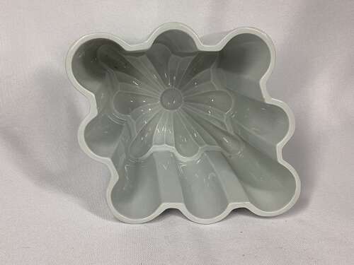 SHELLY JELLY MOULD