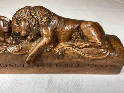 19TH CENTURY CARVED LION OF LUCERNE.