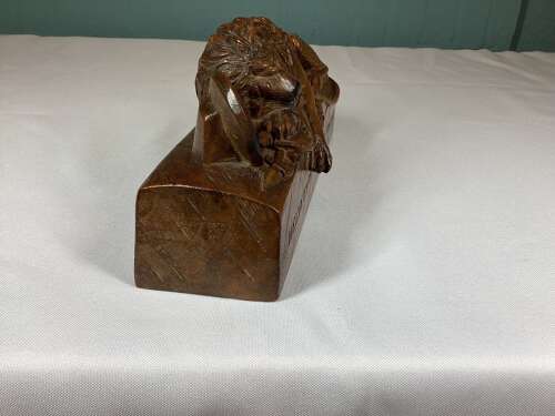 19TH CENTURY CARVED LION OF LUCERNE.