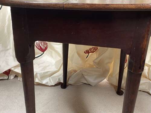 GEORGIAN OAK SIDE TABLE/LOWBOY