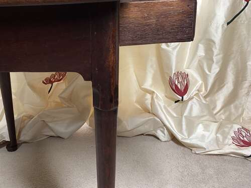 GEORGIAN OAK SIDE TABLE/LOWBOY