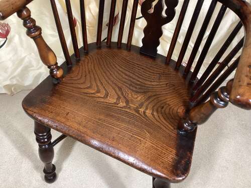 YEW AND ELM REGIONAL WINDSOR CHAIR