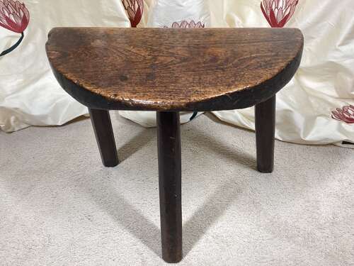 19th CENTURY WELSH PRIMITIVE STOOL