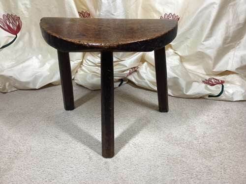 19th CENTURY WELSH PRIMITIVE STOOL