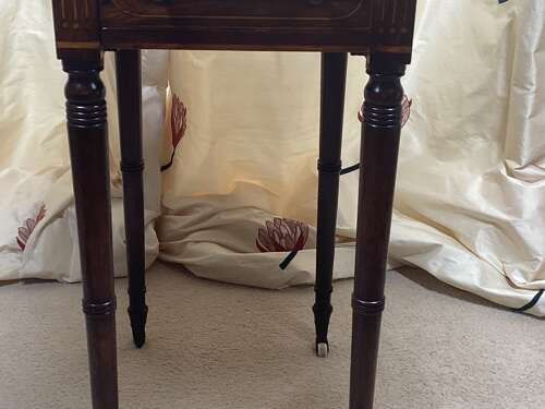 SMALL REGENCY ROSEWOOD PEMBROKE TABLE