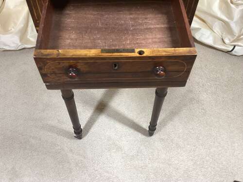SMALL REGENCY ROSEWOOD PEMBROKE TABLE