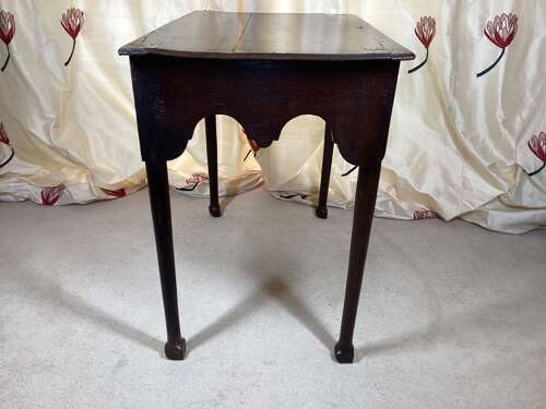 RARE MID 16TH CENTURY OAK SIDE TABLE