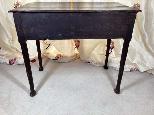 RARE MID 16TH CENTURY OAK SIDE TABLE