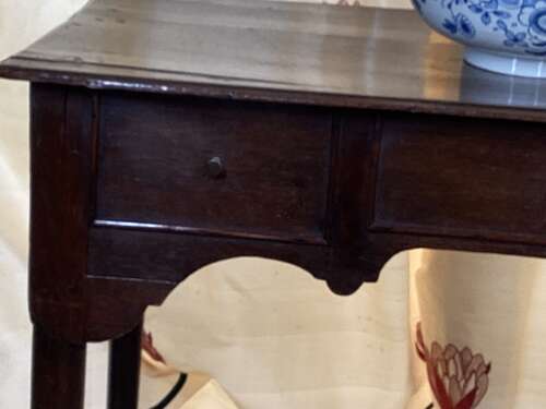 RARE MID 16TH CENTURY OAK SIDE TABLE