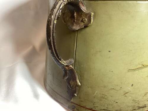 A LARGE TOLEWARE JARDINIERE/ CACHE POT