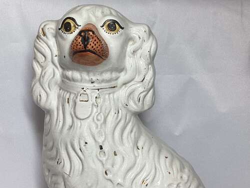 STAFFORDSHIRE SPANIEL FIGURE