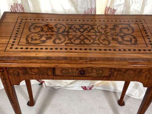 18th CENTURY SATINWOOD DUTCH GAMES TABLE