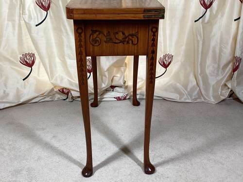 18th CENTURY SATINWOOD DUTCH GAMES TABLE