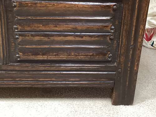 CHARLES II SMALL OAK LINENFOLD COFFER