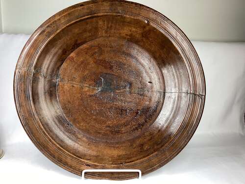 EARLY 19TH CENTURY LARGE DAIRY BOWL