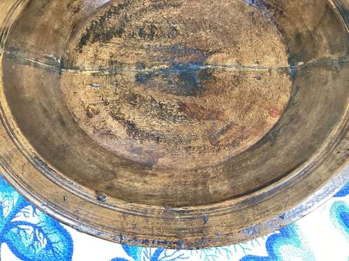 EARLY 19TH CENTURY LARGE DAIRY BOWL