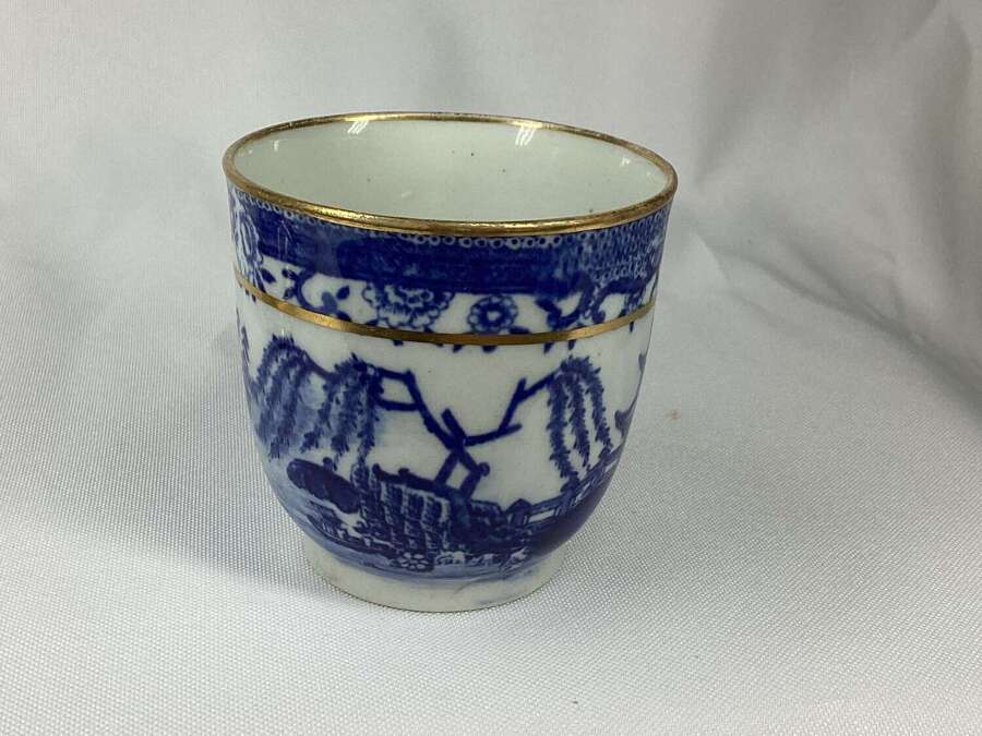NEW HALL TRIPLE WILLOW PATTERN COFFEE CUP