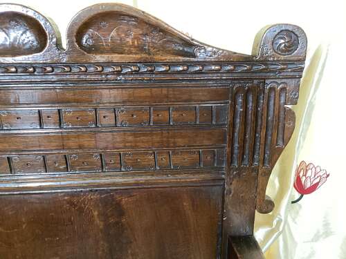 17TH CENTURY OAK  WAINSCOT CHAIR