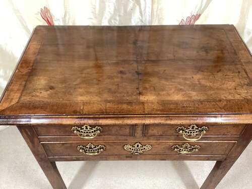 GEORGIAN WALNUT LOWBOY/SIDE TABLE