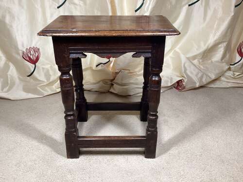 17TH CENTURY JOINED OAK  STOOL