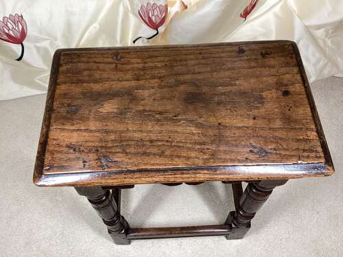 17TH CENTURY JOINED OAK  STOOL
